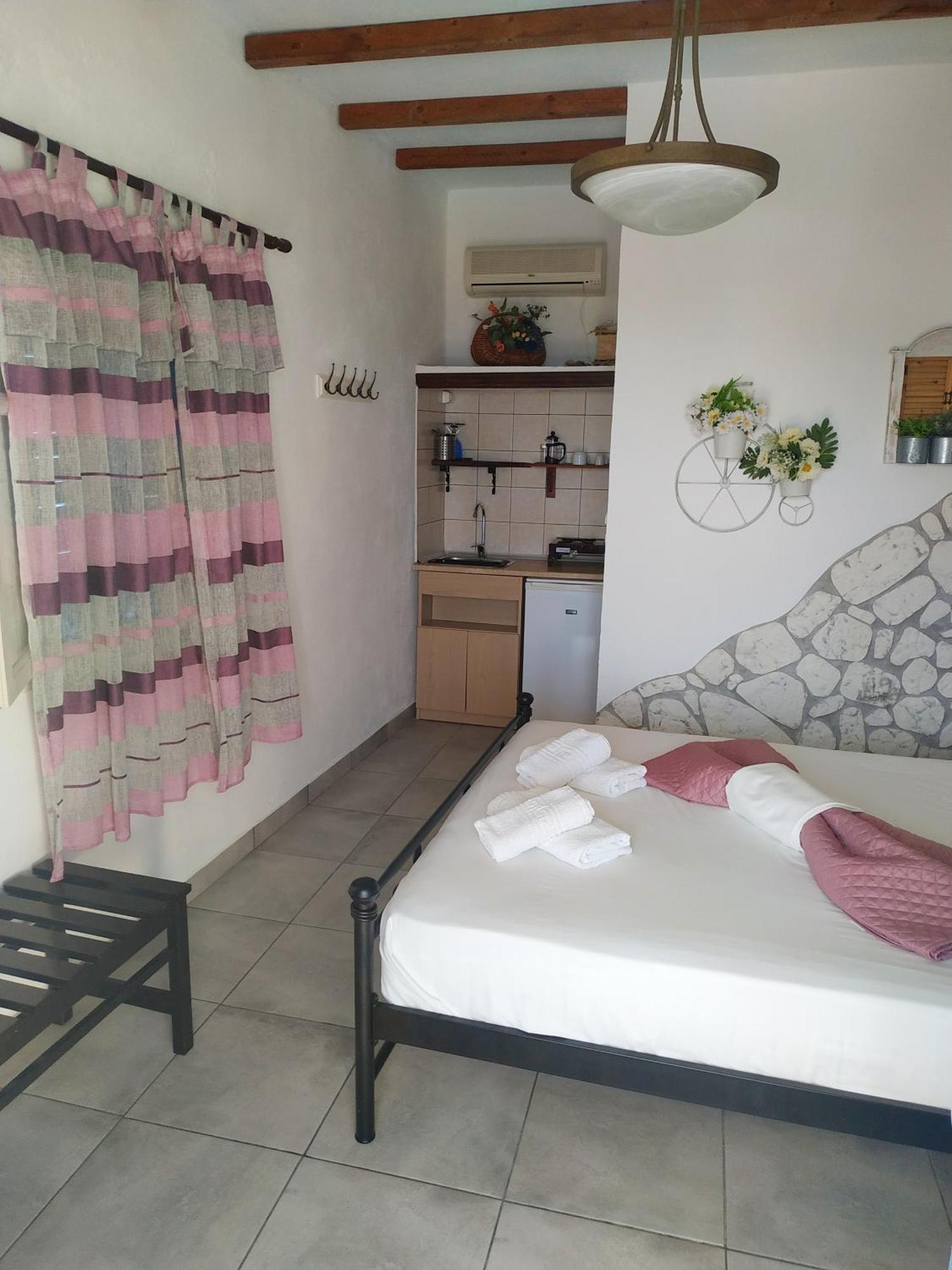 Lucas B Panorama Apartment Alopronia Ngoại thất bức ảnh