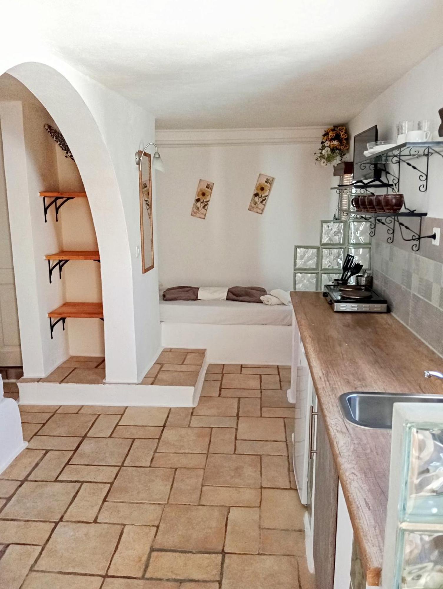 Lucas B Panorama Apartment Alopronia Ngoại thất bức ảnh
